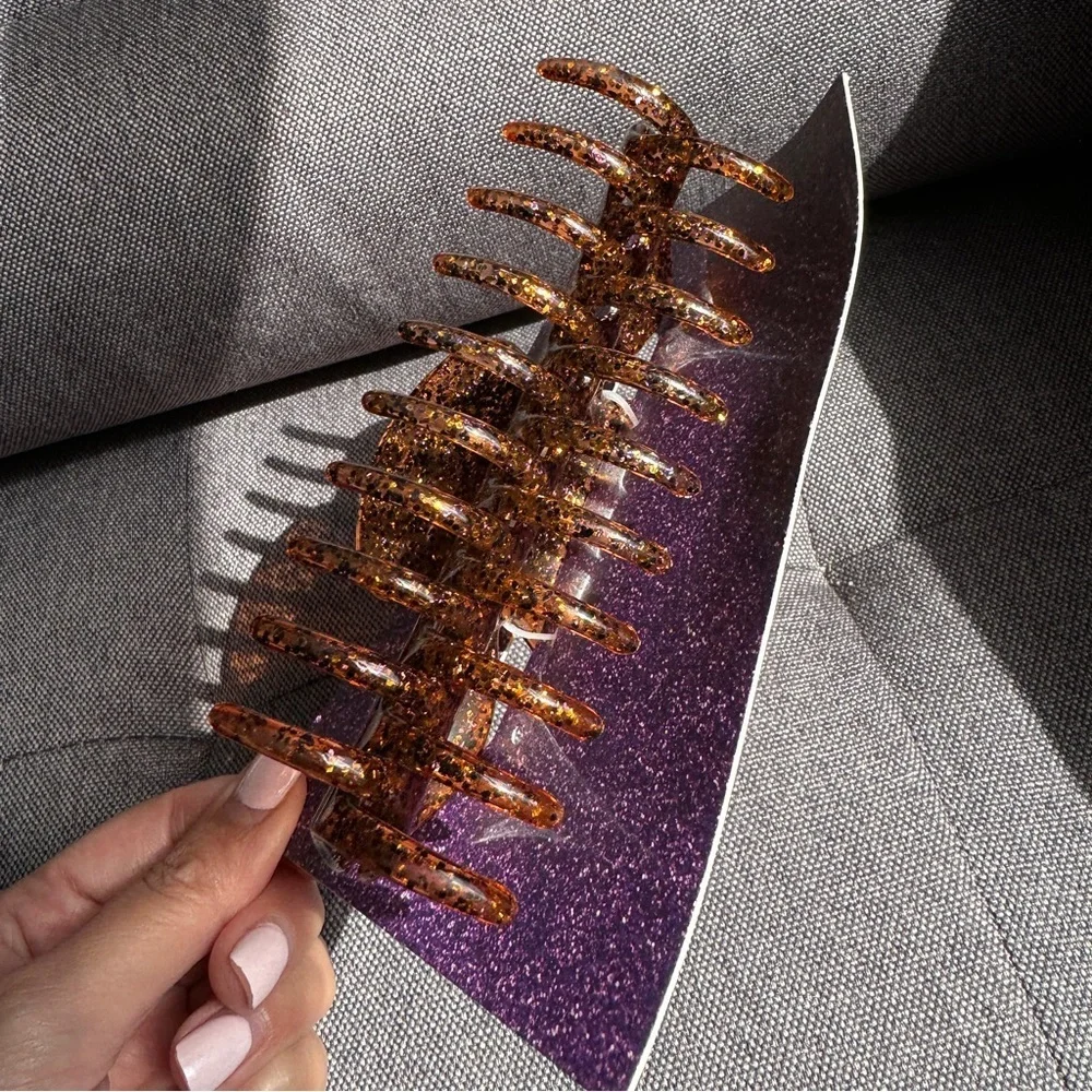 Target Spooky Jumbo Glitter Claw Hair Clip - Orange